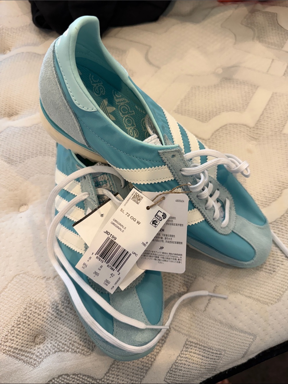 adidas SL 72 Women's Sneakers in Aqua and White
